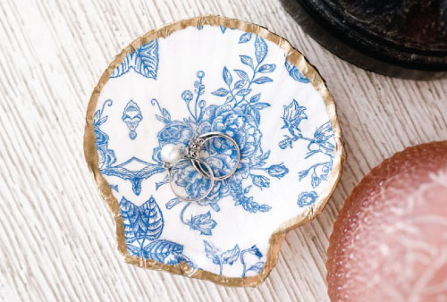 Make & Take: Seashell Trinket Dish